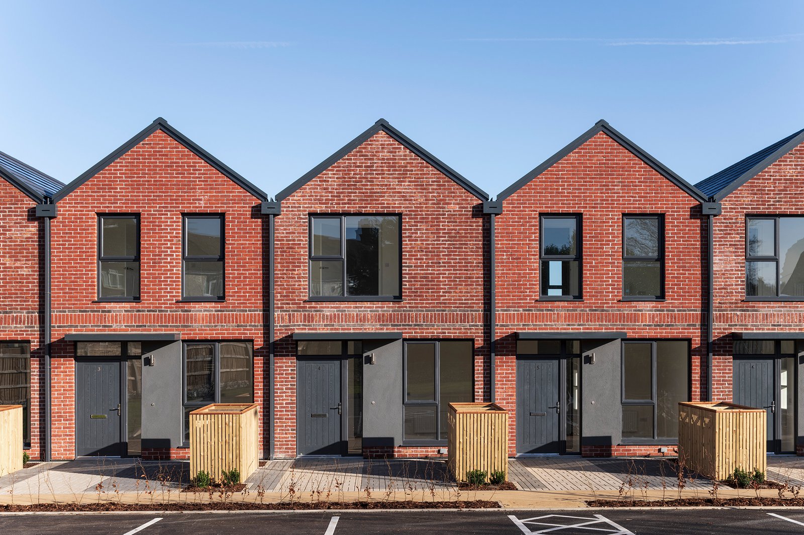 477_White-Rd_Exterior_11